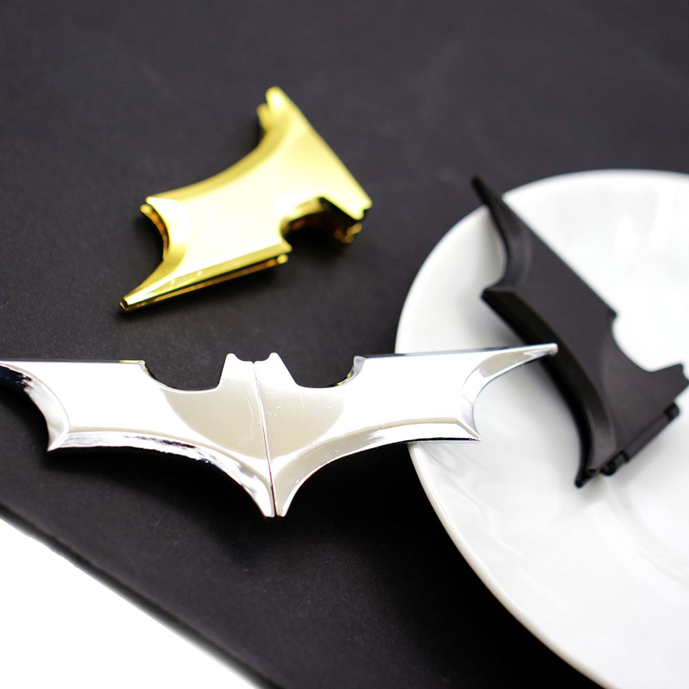 فارس الظلام يرتفع رجل Batarang - مراجعة Money Clip Magnetic وسعره